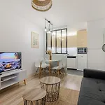 Apartment L'atelier Botanique - Parking - Airport 15' *