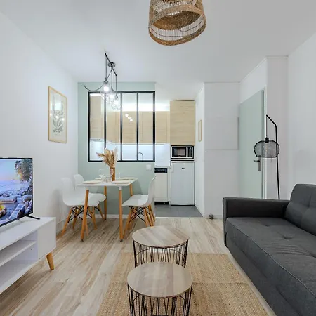 Apartment L'atelier Botanique - Parking - Airport 15' *