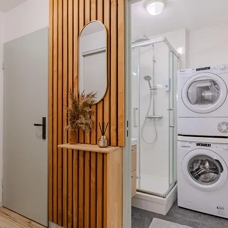 L'atelier Botanique - Parking - Airport 15'