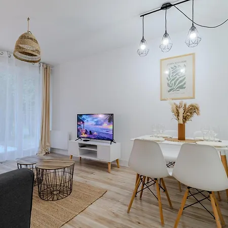 Apartment L'atelier Botanique - Parking - Airport 15'