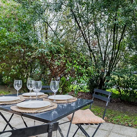 L'atelier Botanique - Parking - Airport 15'