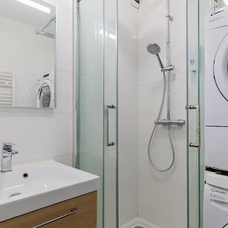 L'atelier Botanique - Parking - Airport 15' Apartamento *