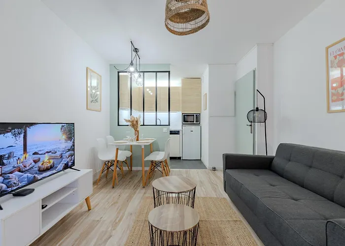 Apartment L'atelier Botanique - Parking - Airport 15' *