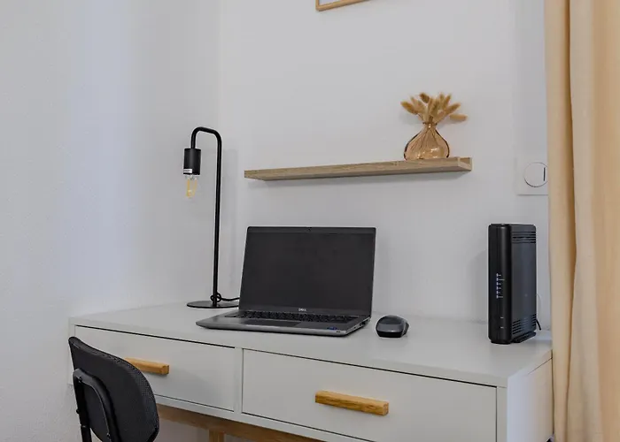 Apartment L'atelier Botanique - Parking - Airport 15'