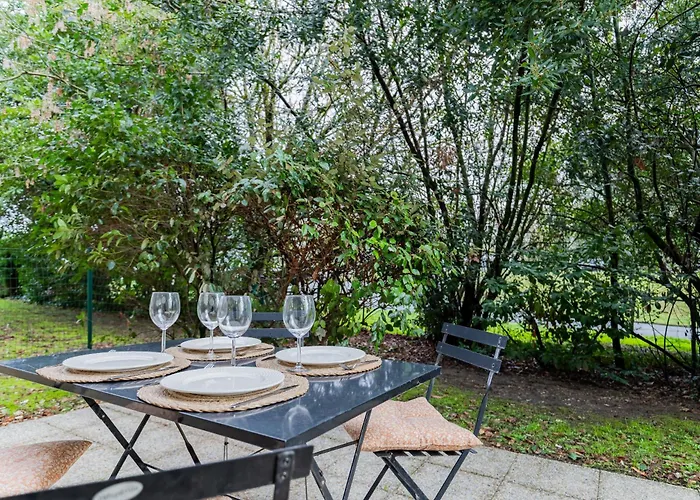 L'atelier Botanique - Parking - Airport 15'