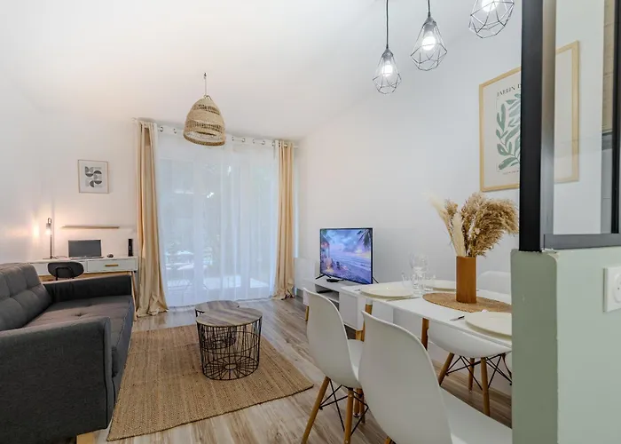 L'atelier Botanique - Parking - Airport 15'