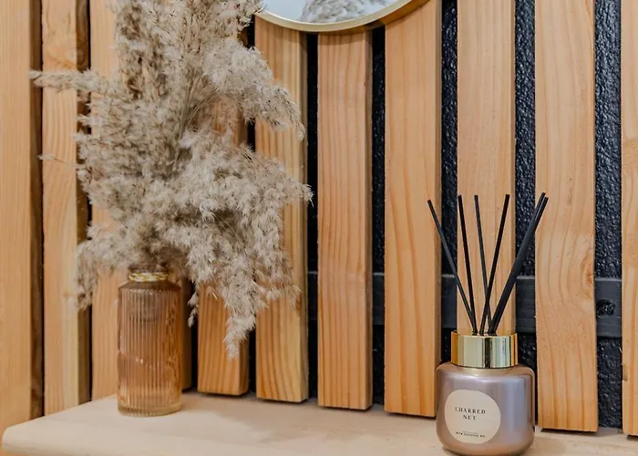 L'atelier Botanique - Parking - Airport 15' *