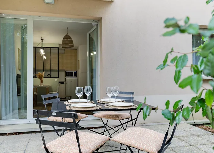 L'atelier Botanique - Parking - Airport 15'